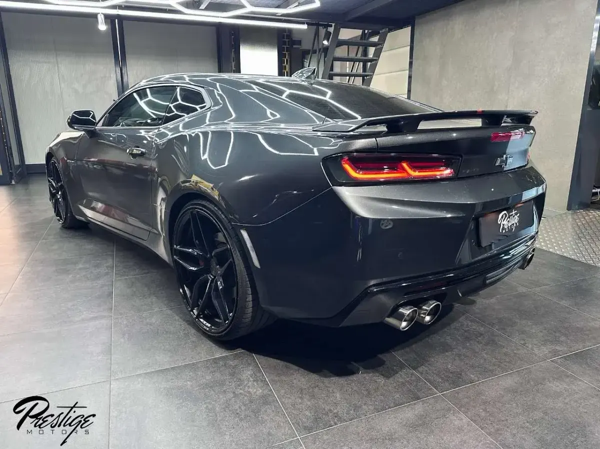 Usata Chevrolet Camaro 453 CV (333 kW) 2017 Grigio Coupé