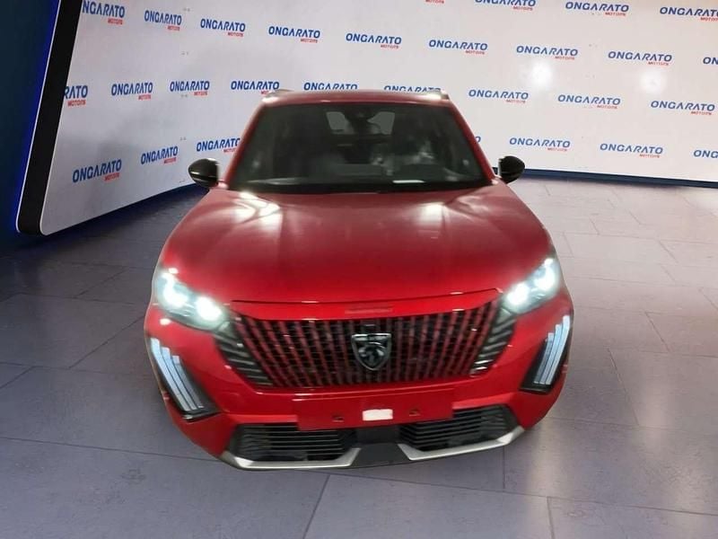 Usata Peugeot 2008 Allure 102 CV (75 kW) 2024 Rosso SUV