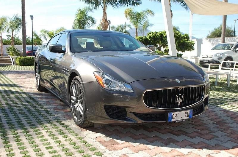 Usata Maserati Quattroporte 275 CV (202 kW) 2015 Grigio Berlina