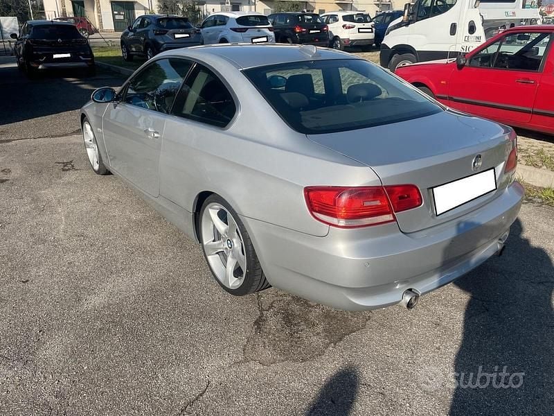 Usata BMW 335 306 CV (225 kW) 2007 Grigio Berlina