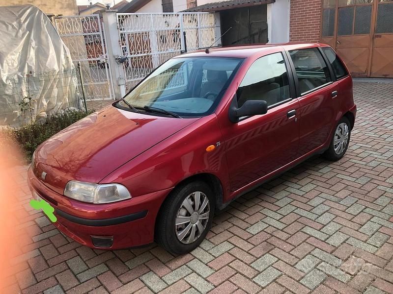 Usata Fiat Punto 75 CV (55 kW) 1995 Berlina