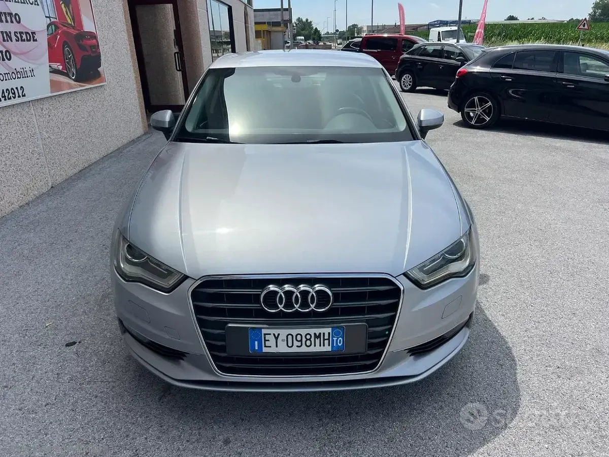 Usata Audi A3 Ambition 110 CV (80 kW) 2015 Argento Berlina