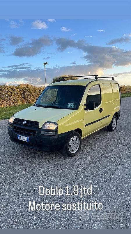 Usata Fiat Doblò 2004 Giallo Monovolume