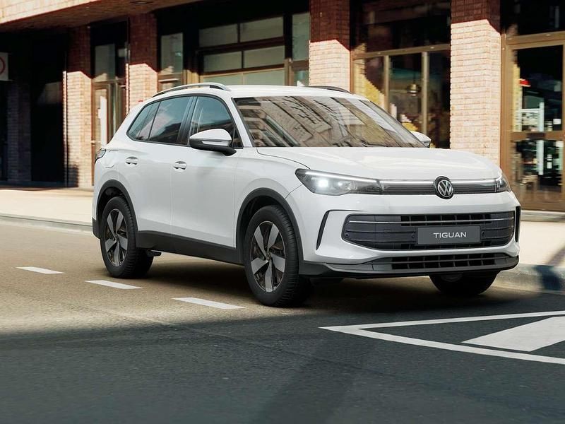 Nuova VW Tiguan Life 150 CV (110 kW) 2026 Pure white SUV