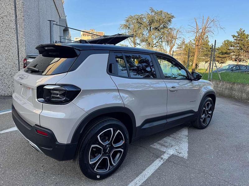 Nuova Jeep Avenger Summit 101 CV (74 kW) 2025 Beige SUV