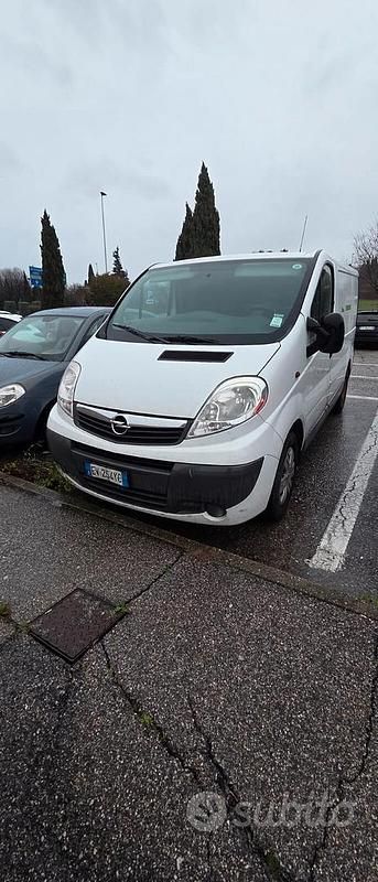 Usata Opel Vivaro 2014 Bianco Monovolume