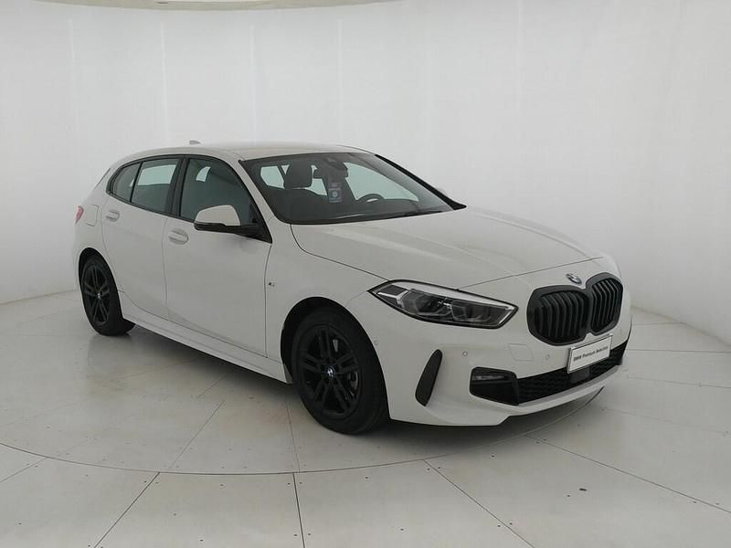 Usata BMW 116 Shadowline 116 CV (85 kW) 2023 Bianco Utilitaria