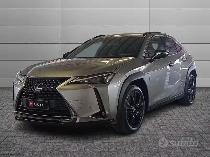 Usata Lexus UX 183 CV (134 kW) 2021 SUV