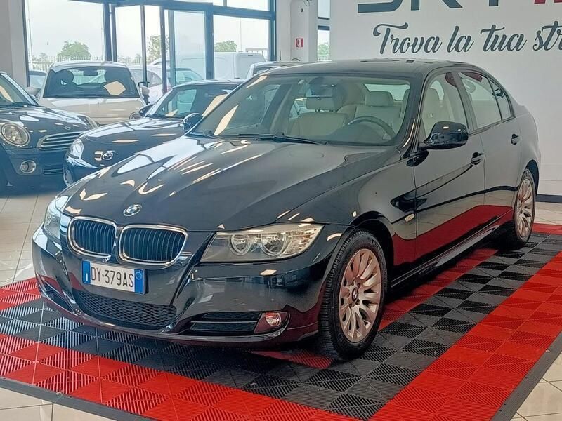 Usata BMW 320 177 CV (130 kW) 2009 Nero Berlina