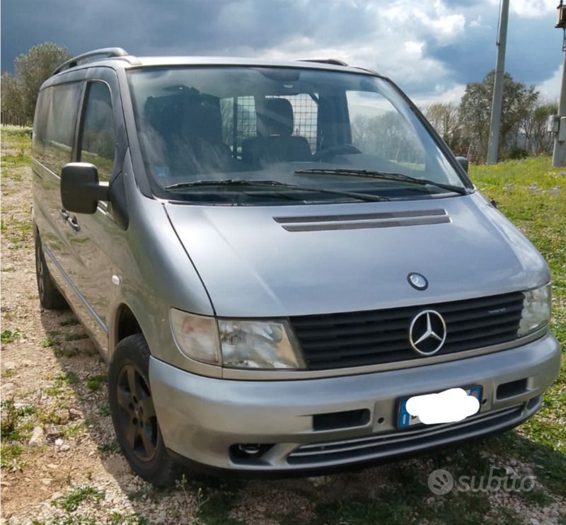Usata Mercedes Vito 102 CV (75 kW) 2000 Grigio Furgone