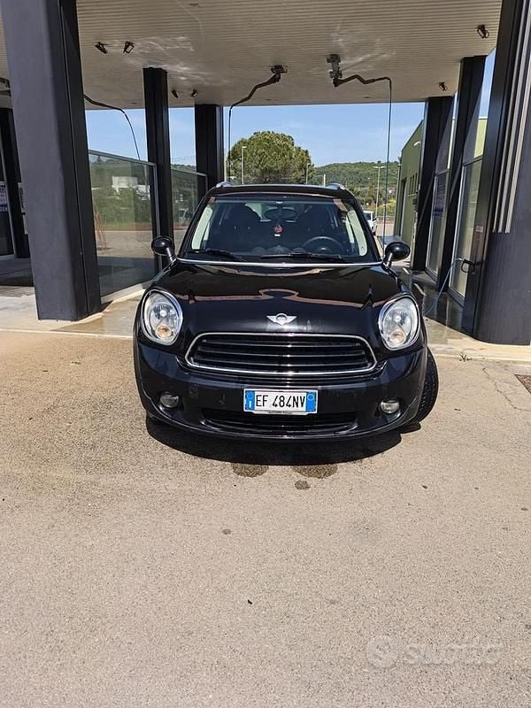 Usata Mini Countryman 111 CV (81 kW) 2010 Nero SUV