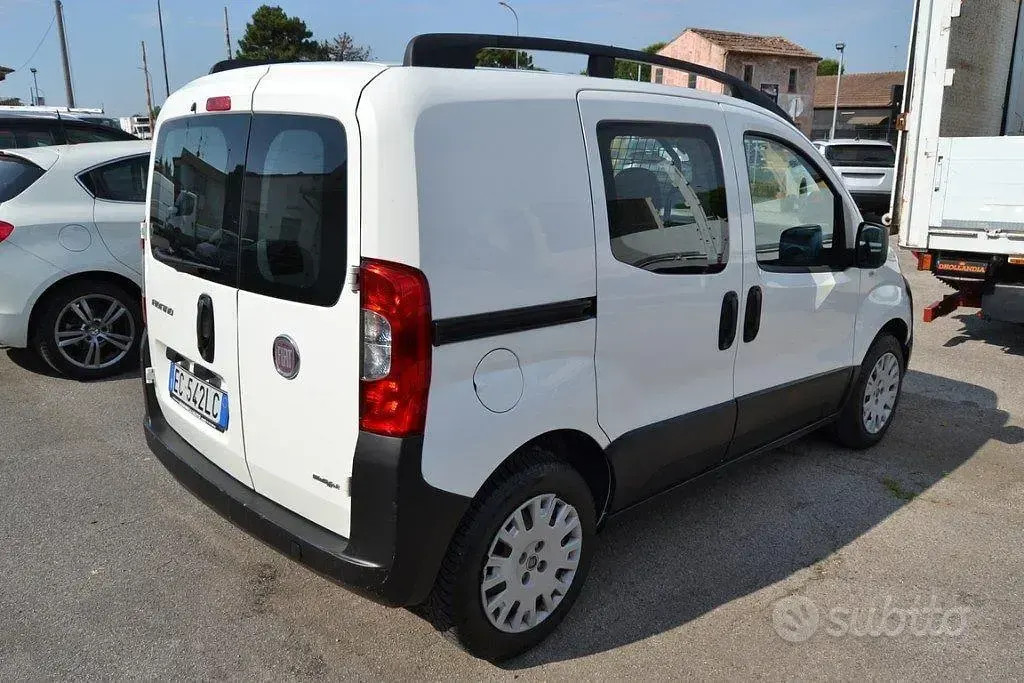 Usata Fiat Fiorino 75 CV (55 kW) 2010 Bianco Monovolume