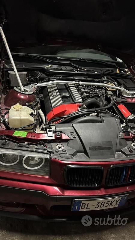 Usata BMW 320 150 CV (110 kW) 1995 Rosso Berlina