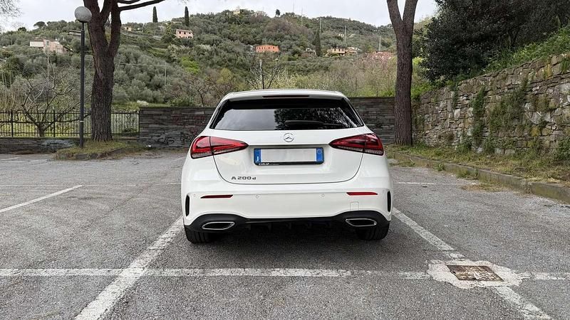 Usata Mercedes A200 AMG Line Premium 150 CV (110 kW) 2021 Berlina