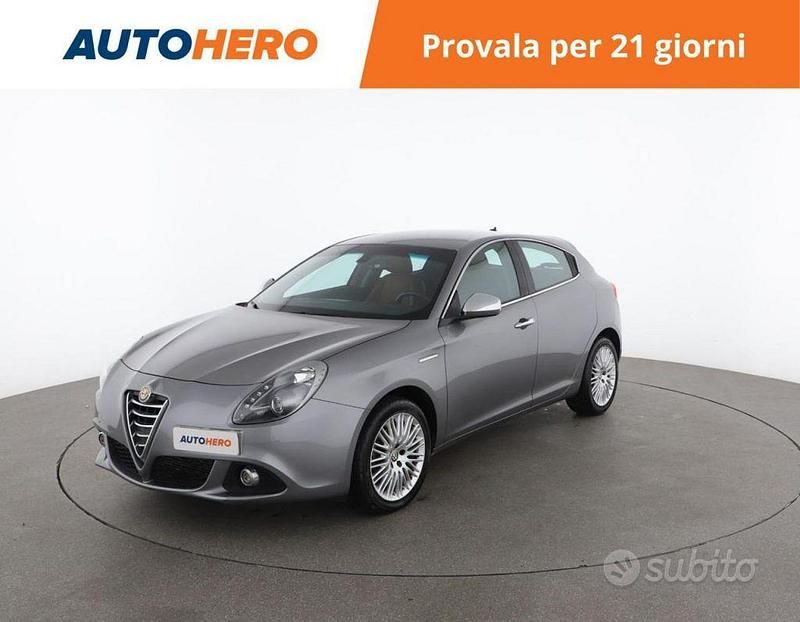 Grigio Usata 2016 Alfa Romeo Giulietta Exclusive Tre volumi | 10.499 € (Buon prezzo) - Immagine 1/2