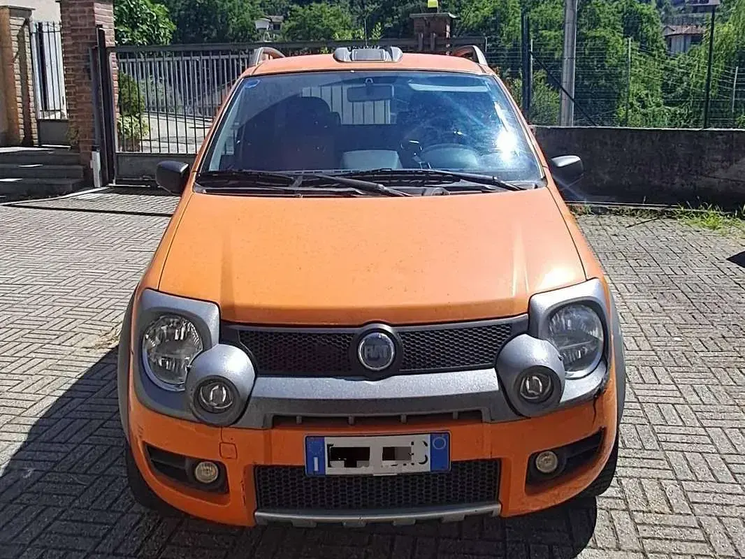 Usata Fiat Panda 75 CV (55 kW) 2007 Arancione Utilitaria