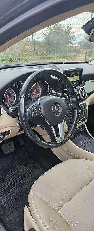 Usata Mercedes GLA200 136 CV (100 kW) 2015 SUV