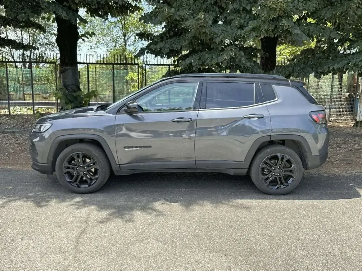 Usata Jeep Compass 131 CV (96 kW) 2023 Grigio SUV