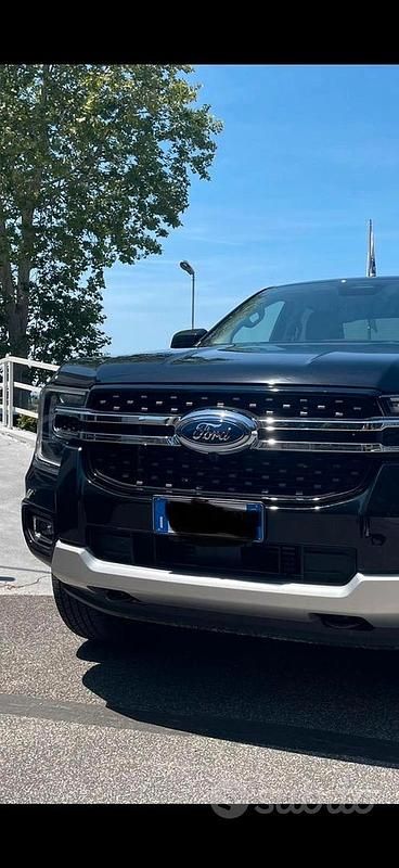 Usata Ford Ranger Limited 2024 Nero Pick-up