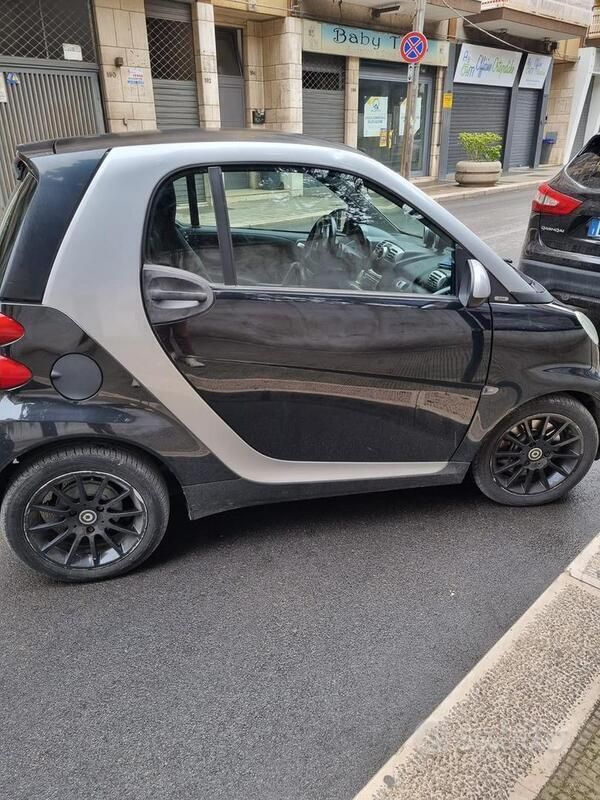 Usata 2008 Smart ForTwo Coupé Due volumi | 3800 € (Buon prezzo) - Immagine 1/4