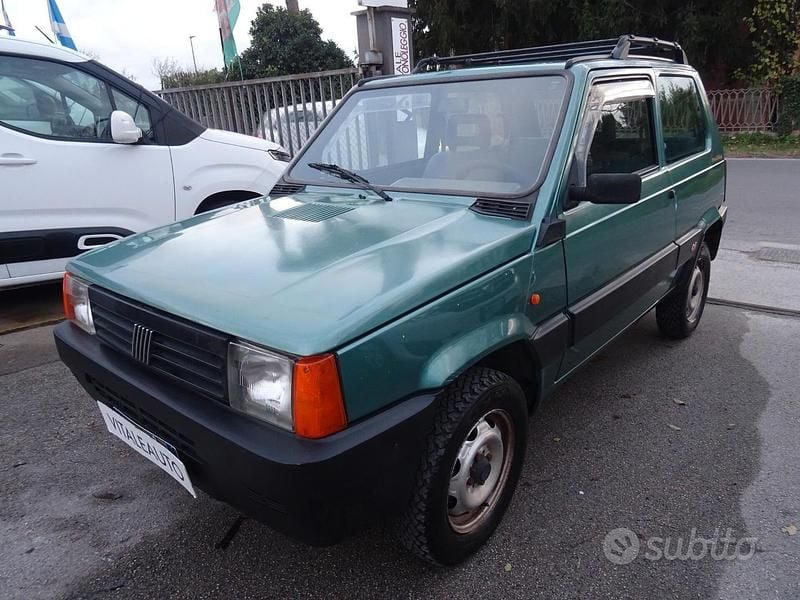 Usata Fiat Panda 4x4 Trekking 54 CV (39 kW) 1999 Verde Utilitaria