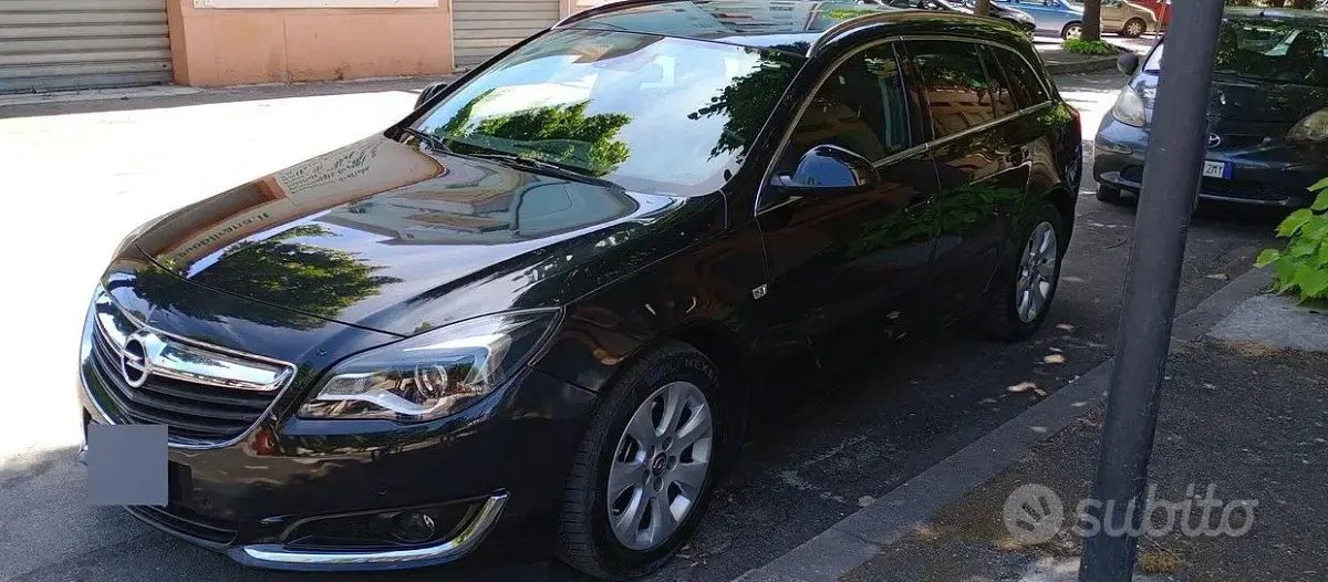 Usata Opel Insignia Business 170 CV (125 kW) 2016 Nero Station wagon