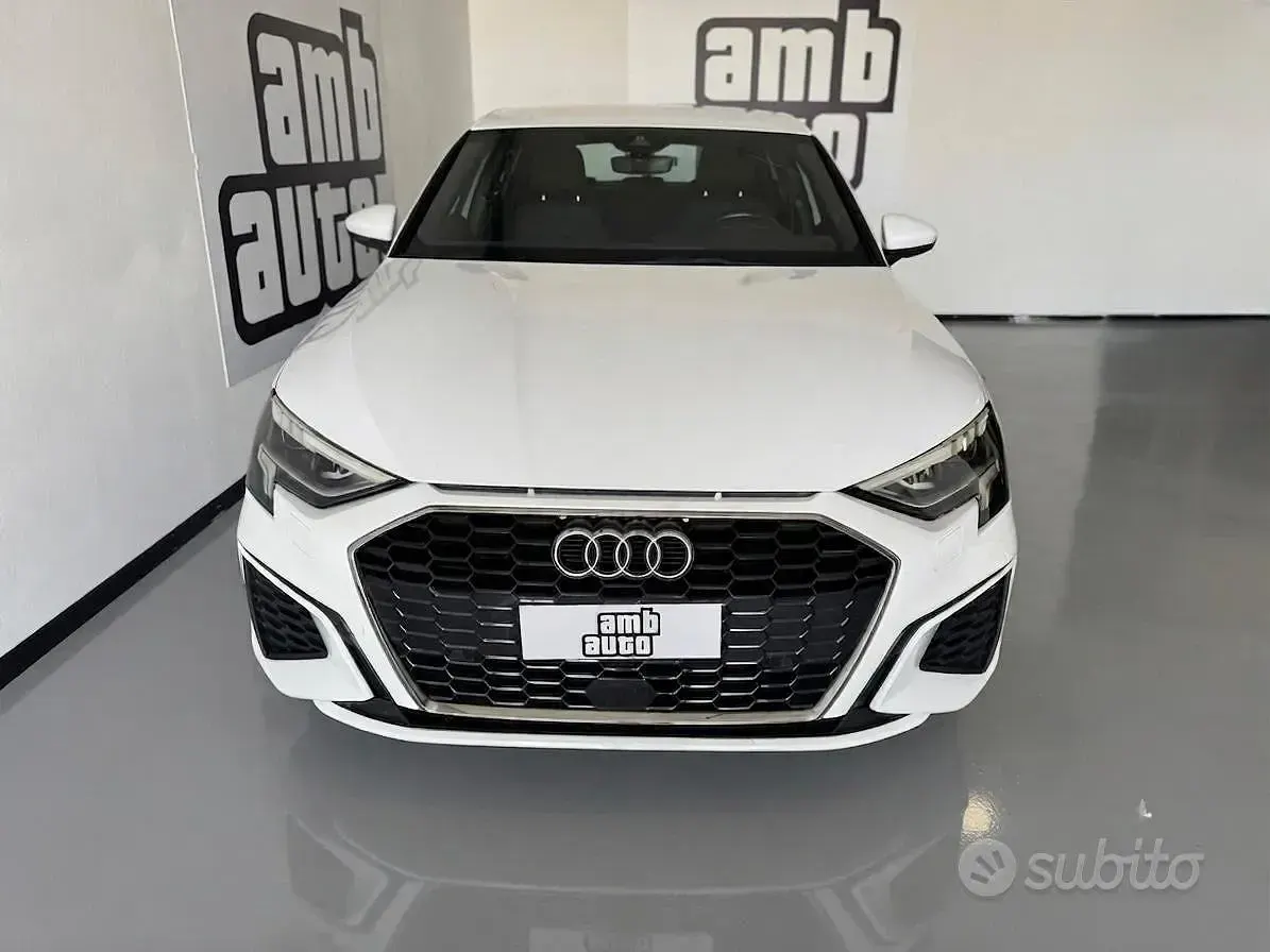 Usata Audi A3 150 CV (110 kW) 2024 Bianco Berlina