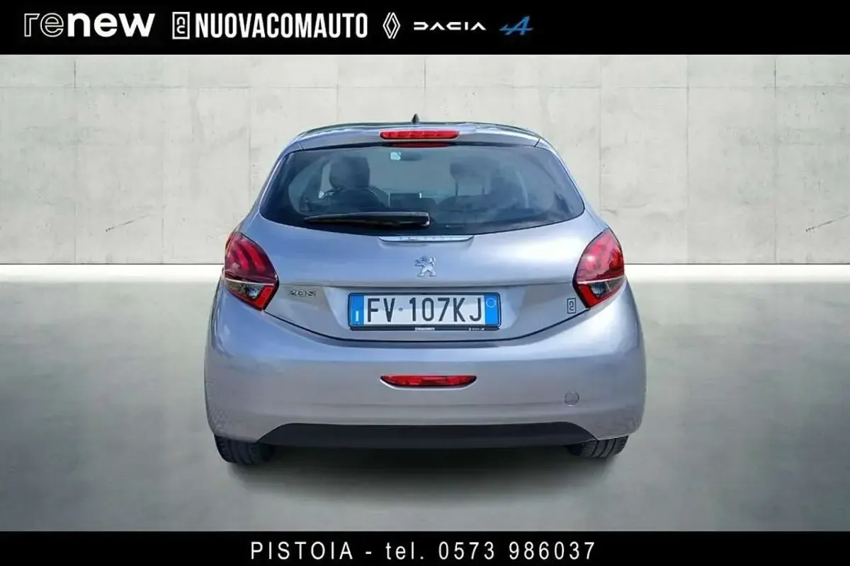 Usata Peugeot 208 Allure 102 CV (75 kW) 2019 Argento Utilitaria
