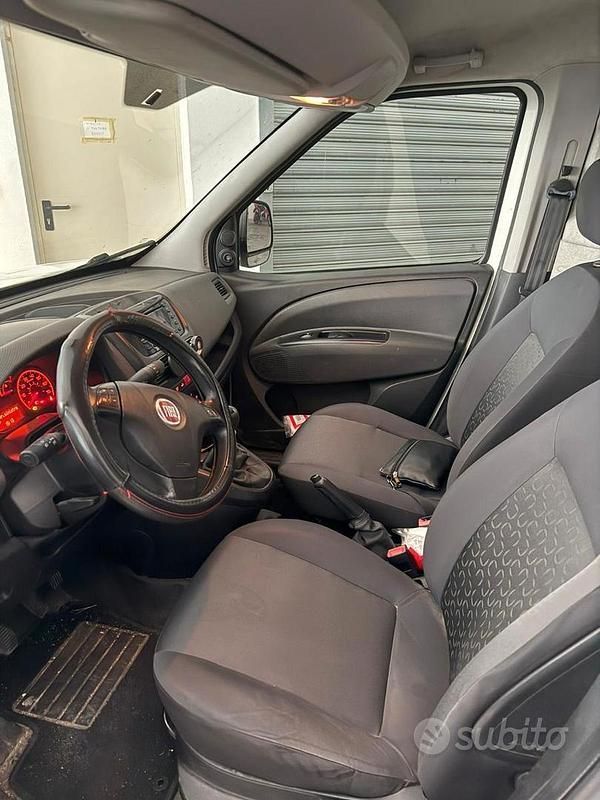 Usata Fiat Doblò Active 105 CV (77 kW) 2014 Bianco Monovolume