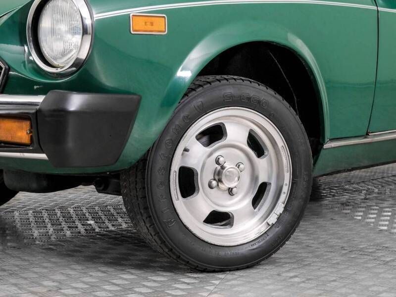 Usata Fiat 124 Spider 105 CV (77 kW) 1979 Verde Cabrio