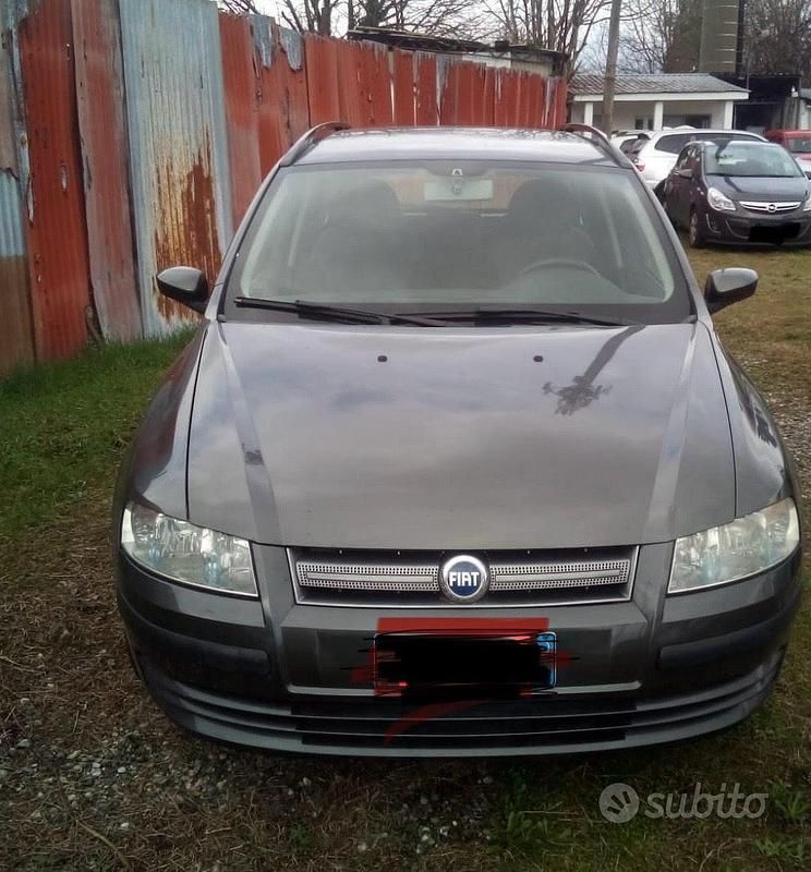 Usata 2007 Fiat Stilo Station wagon | 2200 € (Buon prezzo) - Immagine 1/4