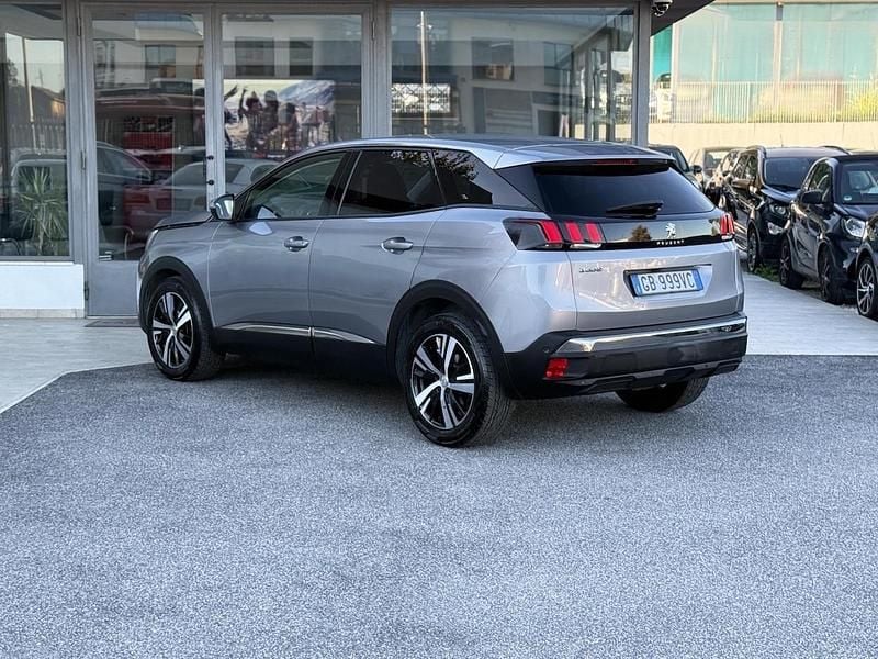 Begagnad Peugeot 3008 131 HK (96 kW) 2020 Silver SUV