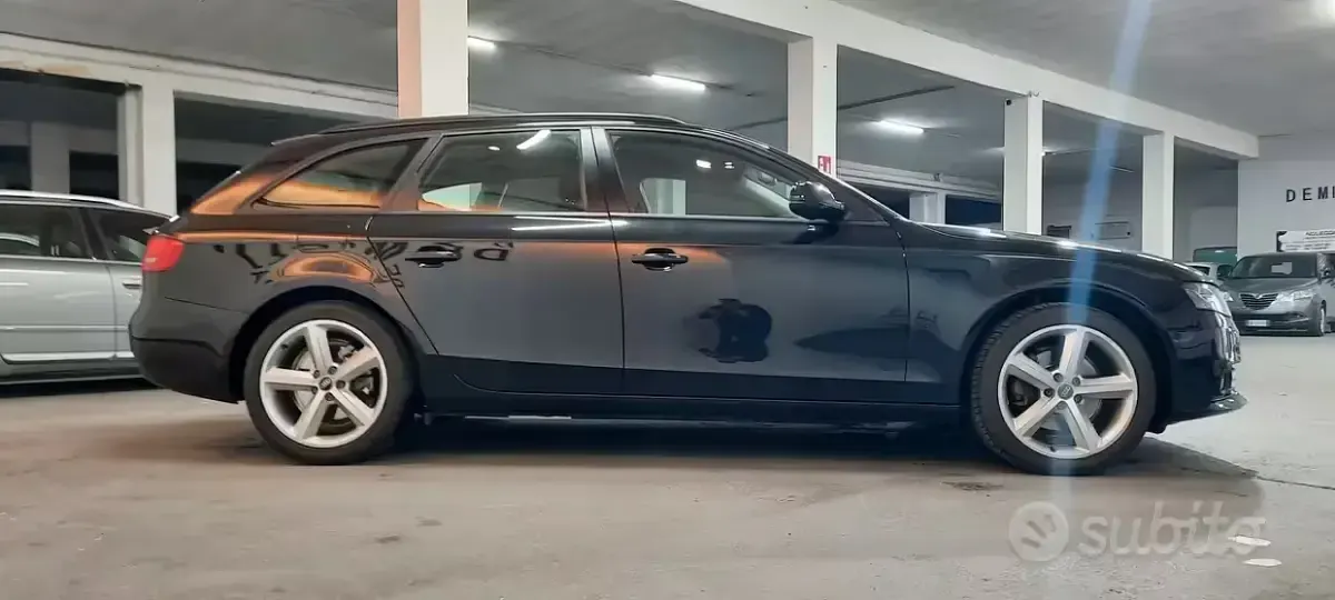 Usata Audi A4 120 CV (88 kW) 2010 Nero Station wagon