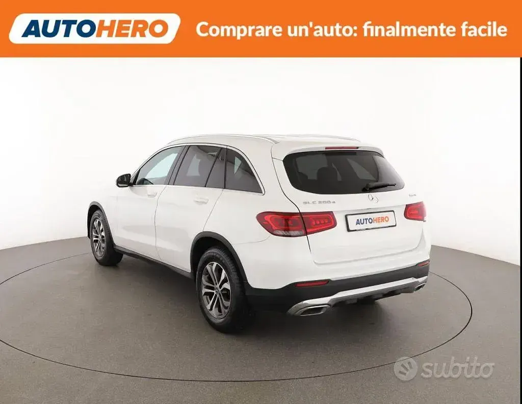 Usata Mercedes GLC200 163 CV (119 kW) 2020 Bianco SUV