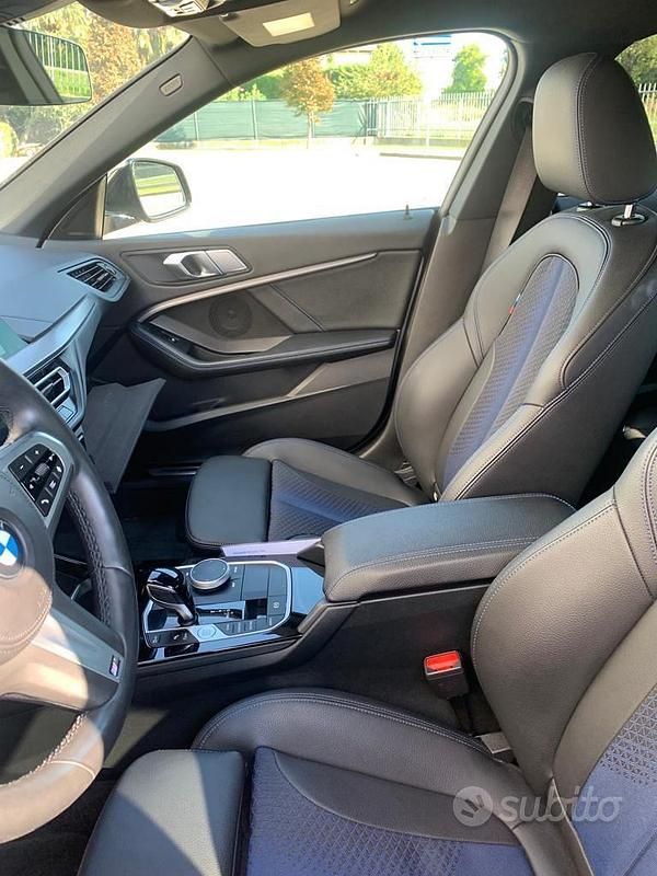 Usata BMW 218 M Sport 136 CV (100 kW) 2022 Grigio Berlina