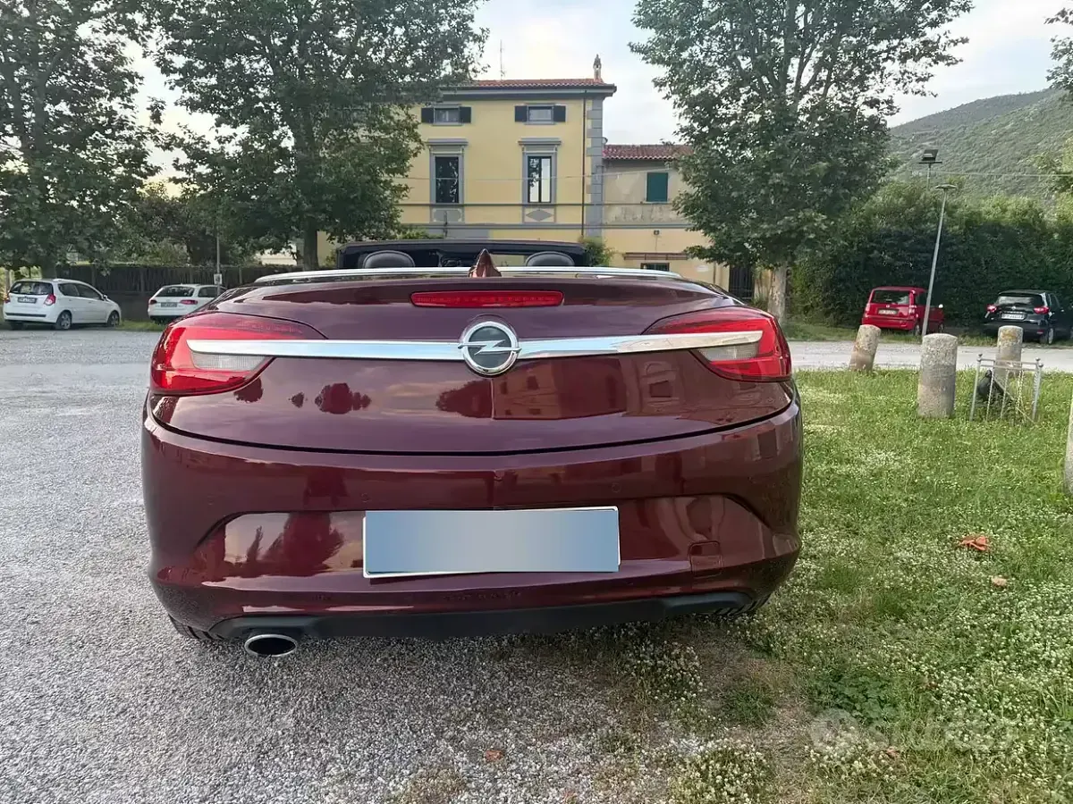 Usata Opel Cascada 120 CV (88 kW) 2017 Cabrio