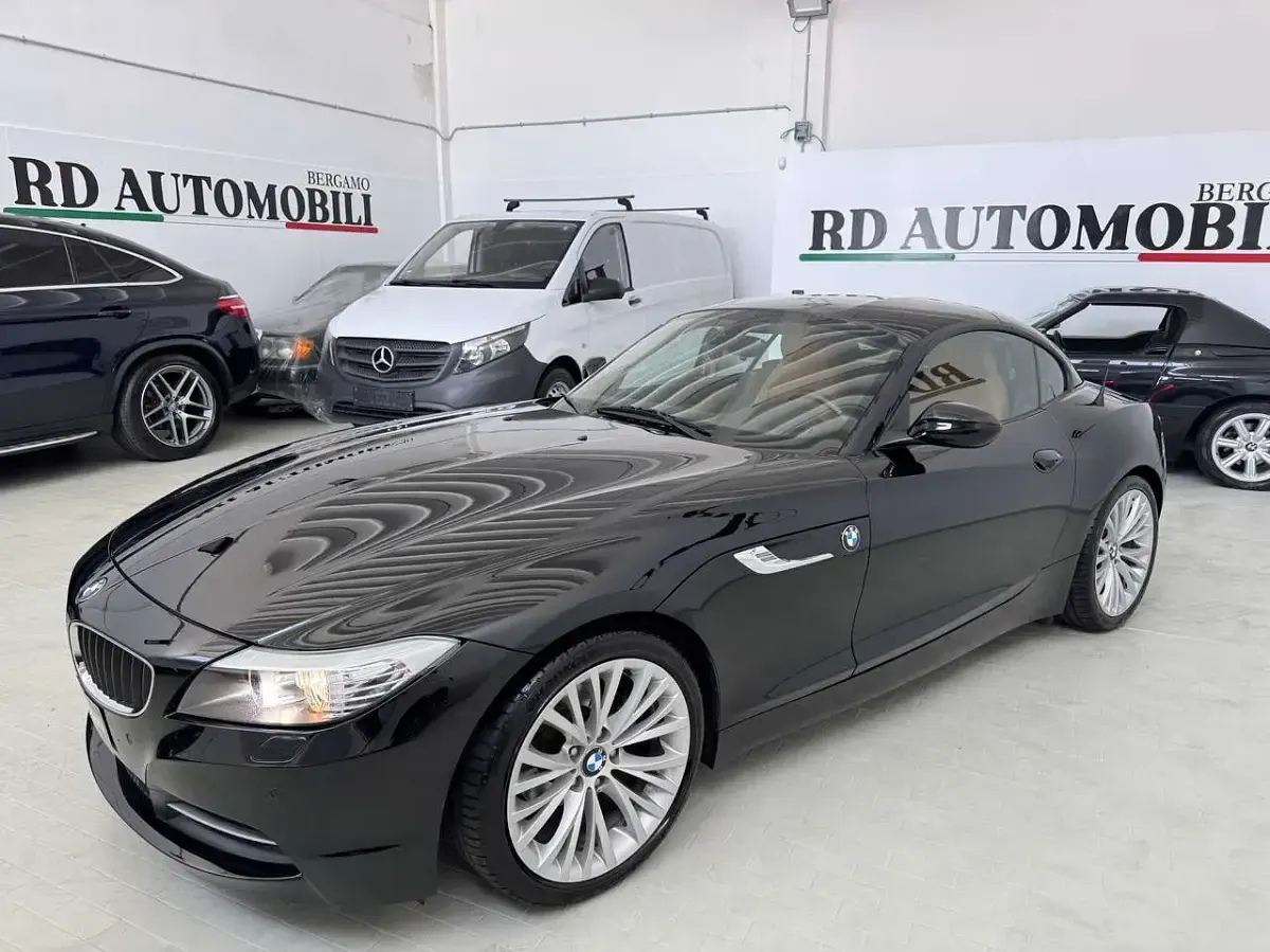 Usata BMW Z4 184 CV (135 kW) 2013 Black sapphire mettallic Cabrio