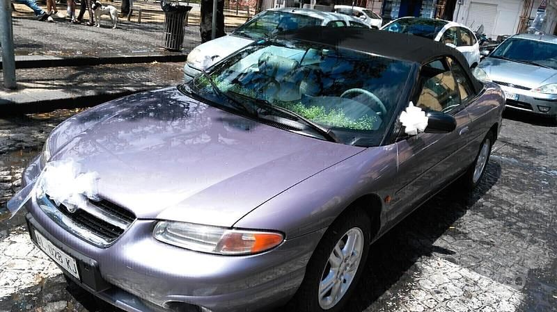 Usata Chrysler Stratus 133 CV (97 kW) 1997 Grigio Cabrio