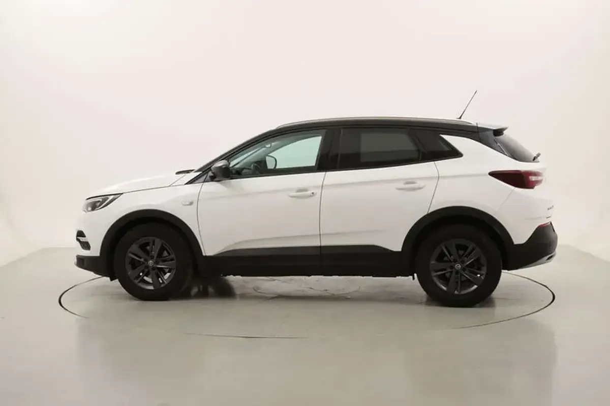 Usata Opel Grandland X Ultimate 131 CV (96 kW) 2021 Bianco SUV