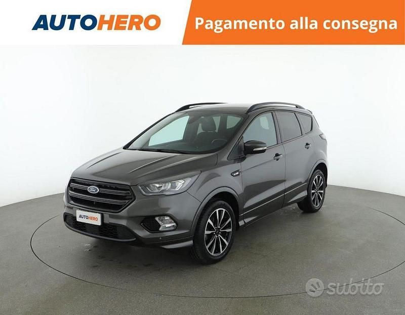 Usata Ford Kuga ST-Line 120 CV (88 kW) 2019 Grigio SUV