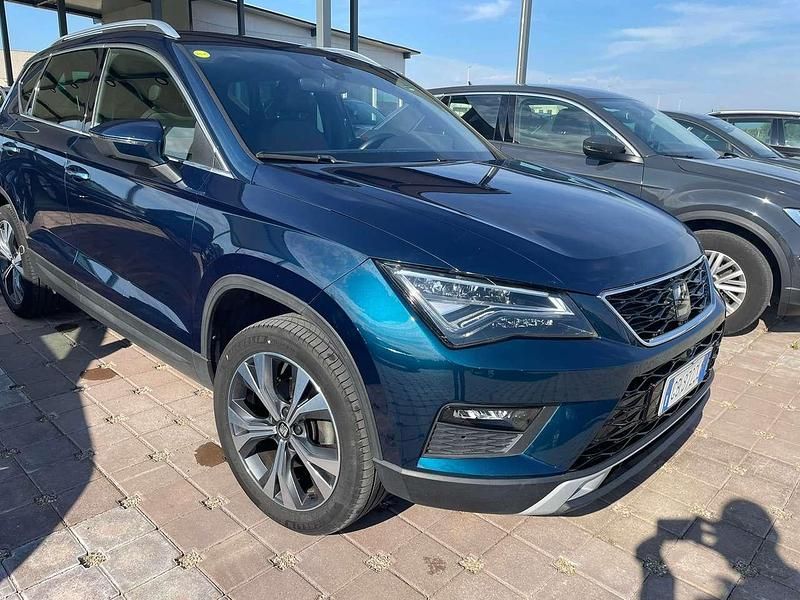 Usata Seat Ateca XCELLENCE 116 CV (85 kW) 2020 Blu "lava" SUV