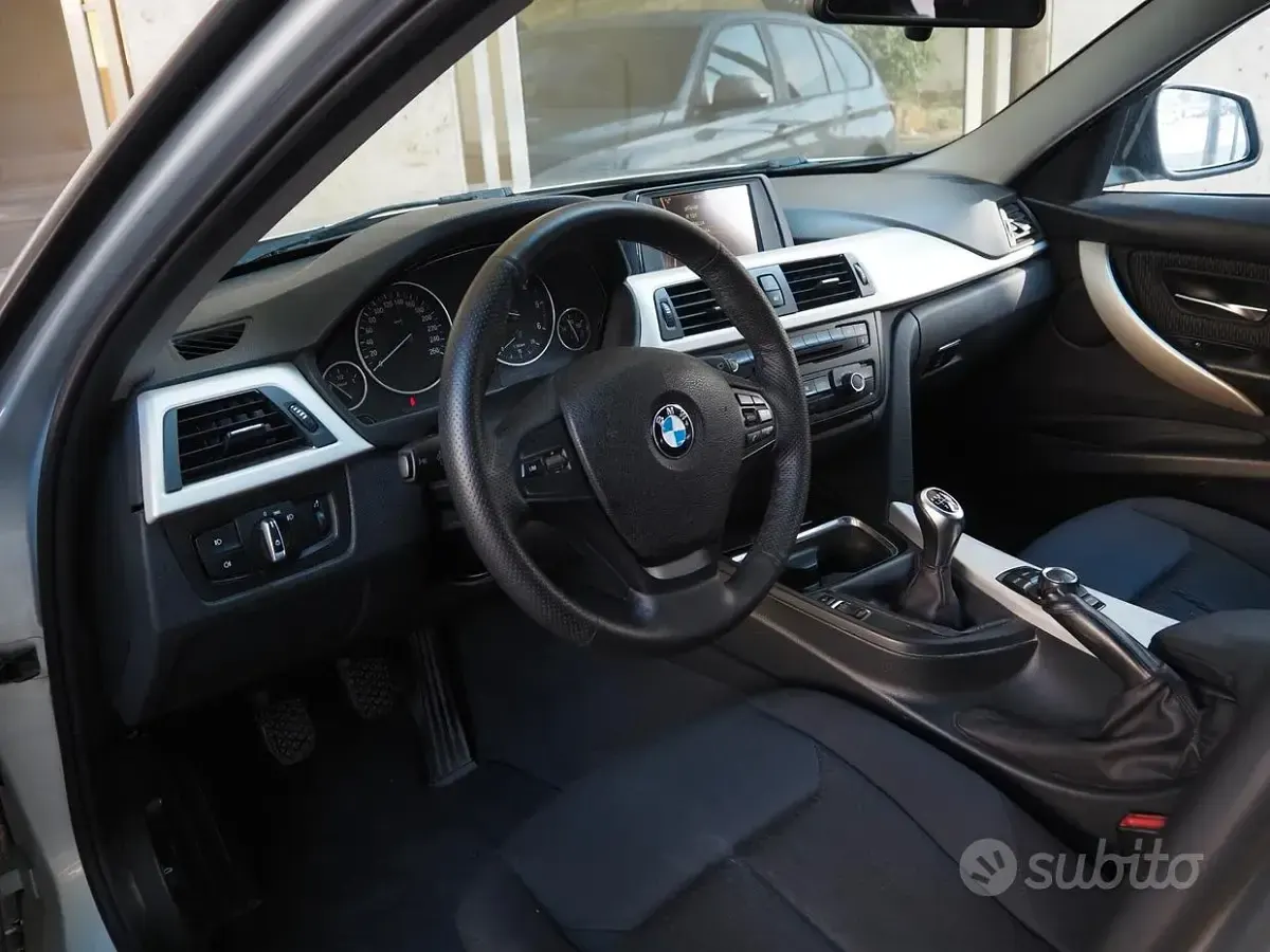 Usata BMW 318 Efficient Dynamics 143 CV (105 kW) 2014 Grigio Station wagon