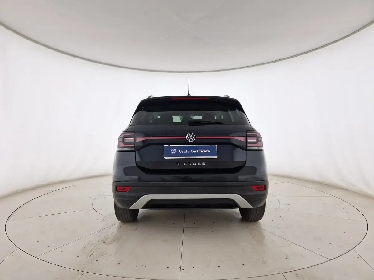 Usata VW T-Cross Style 110 CV (80 kW) 2022 Deep black perlato SUV