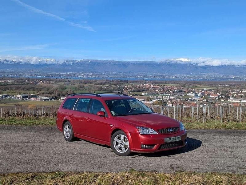 Usata Ford Mondeo ST 226 CV (166 kW) 2003 Rosso Station wagon