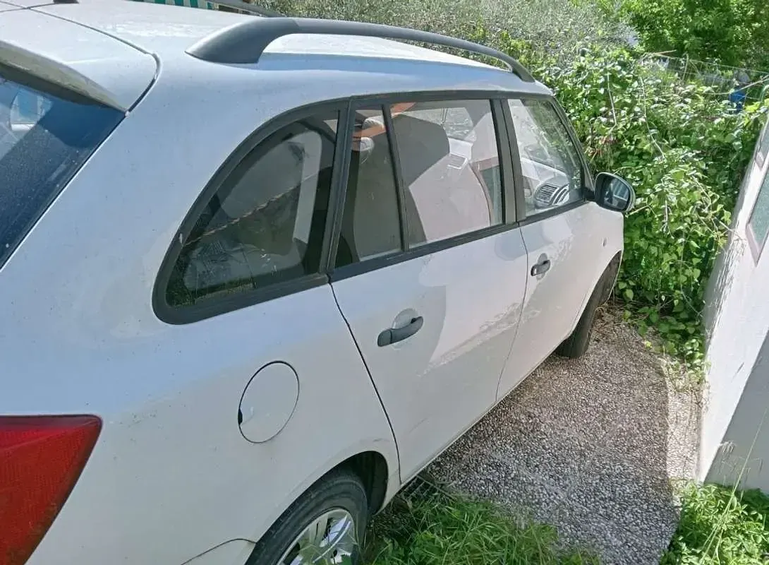 Usata Skoda Fabia Active 75 CV (55 kW) 2010 Bianco Station wagon