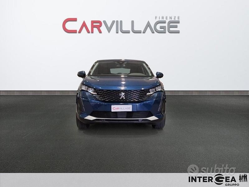 Usata Peugeot 3008 Business-Line 131 CV (96 kW) 2021 Blu SUV