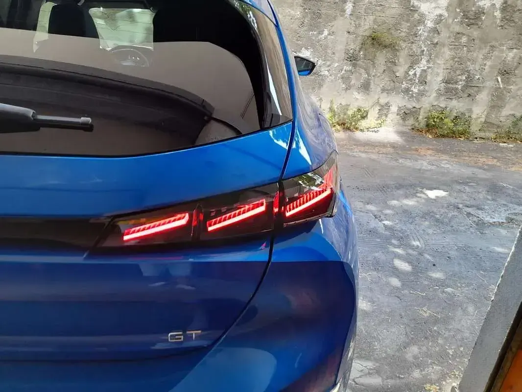 Usata Peugeot 308 GT 131 CV (96 kW) 2021 Berlina