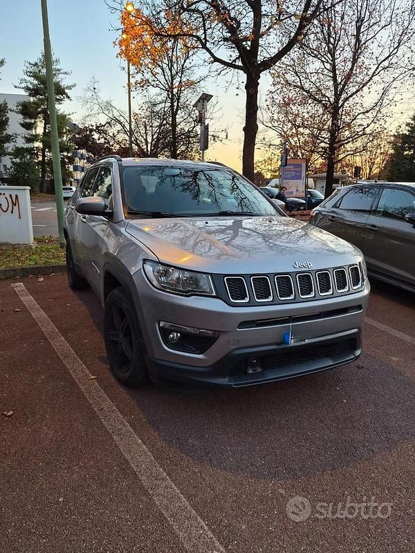 Grigio Usata 2018 Jeep Compass SUV | 12.600 € (Super prezzo) - Immagine 1/3