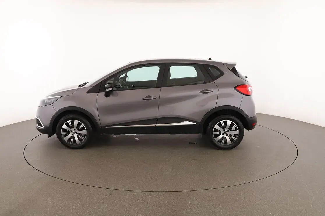 Usata Renault Captur Zen 90 CV (66 kW) 2017 Grigio SUV
