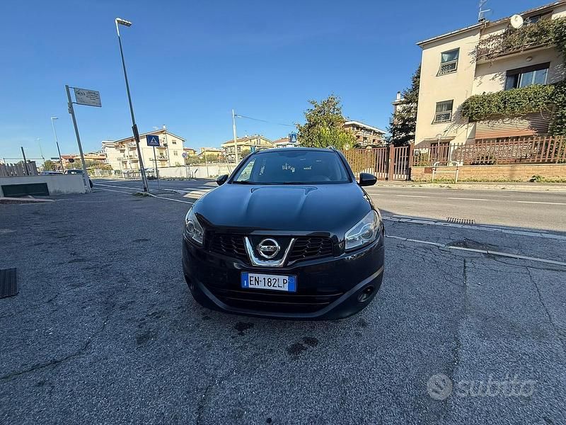 Bianco Usata 2012 Nissan Qashqai +2 Tekna SUV | 3300 € (Super prezzo) - Immagine 1/4